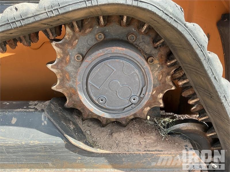 CASE TR340B Kompaktrakodók