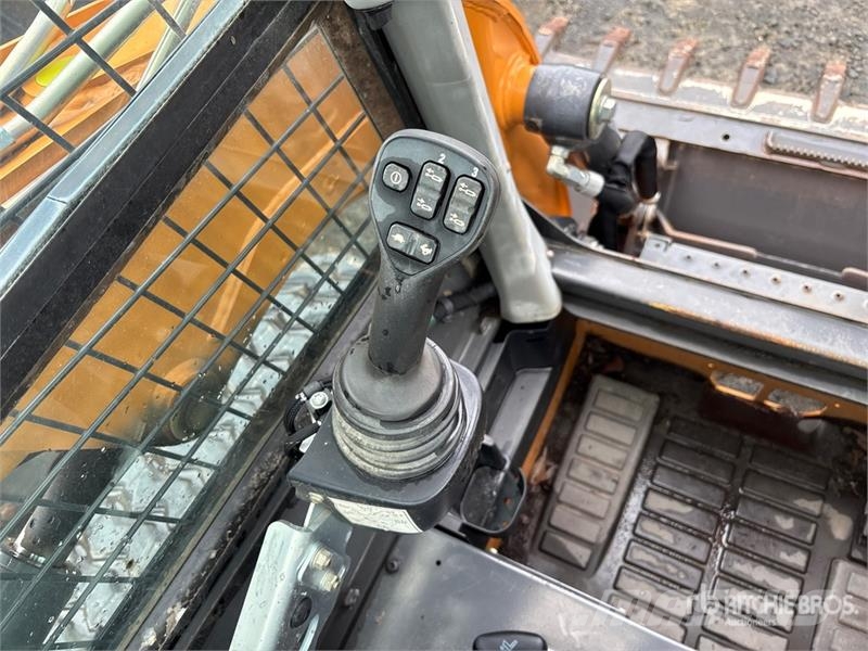CASE TR340B Kompaktlaadurid