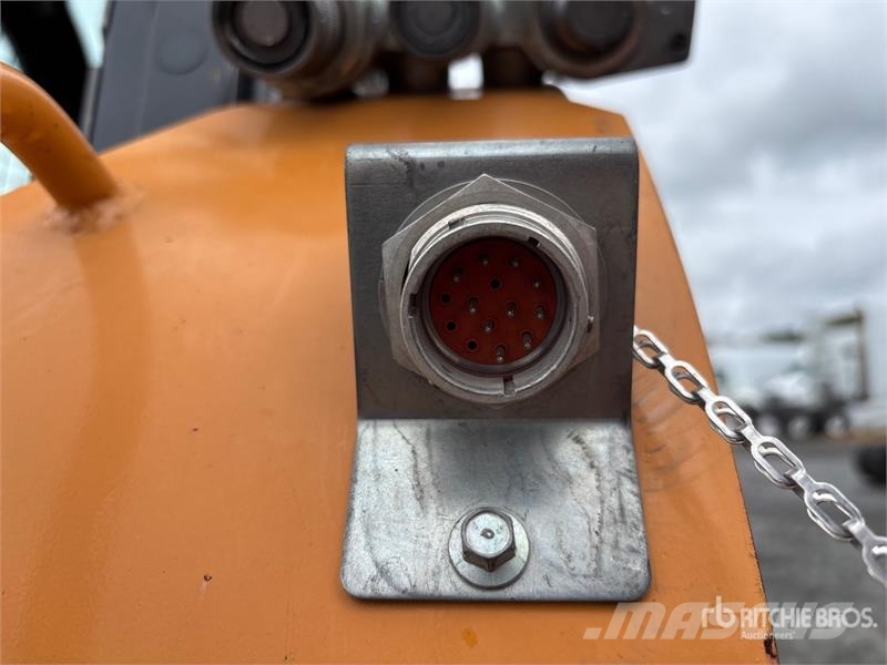 CASE TR340B Kompaktlaadurid