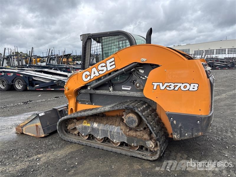 CASE TV370B Two-Speed Compact Track Loader Kompaktlaadurid