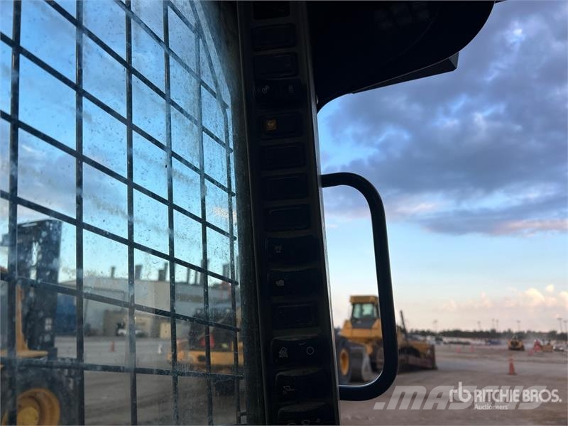 CASE TV370B Two-Speed Compact Track Loader Minilæsser - skridstyret