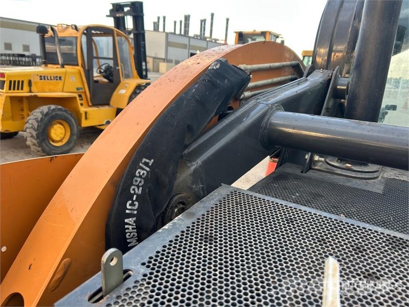 CASE TV370B Two-Speed Compact Track Loader Minilæsser - skridstyret