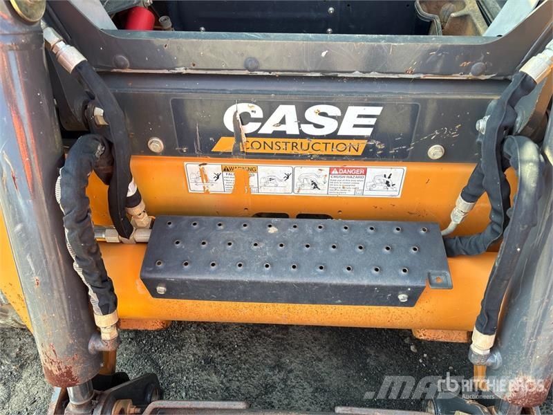 CASE TV370B Two-Speed Compact Track Loader Skid steer mini nakladalci