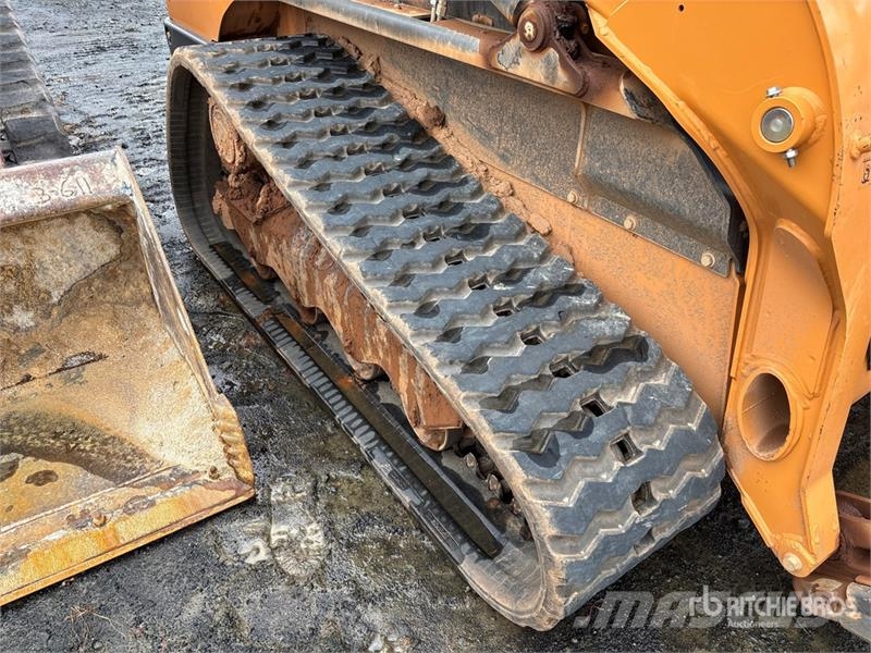 CASE TV370B Two-Speed Compact Track Loader Kompaktlaadurid