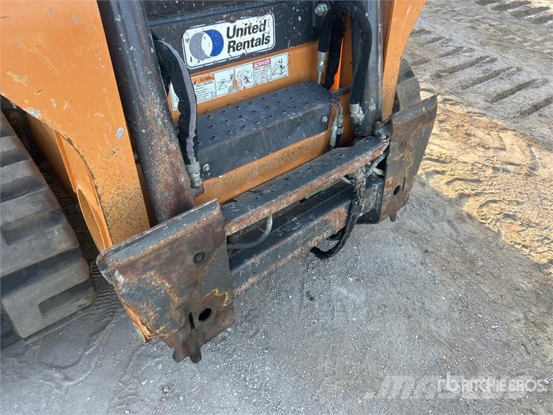 CASE TV370B Two-Speed Compact Track Loader Skid steer mini nakladalci