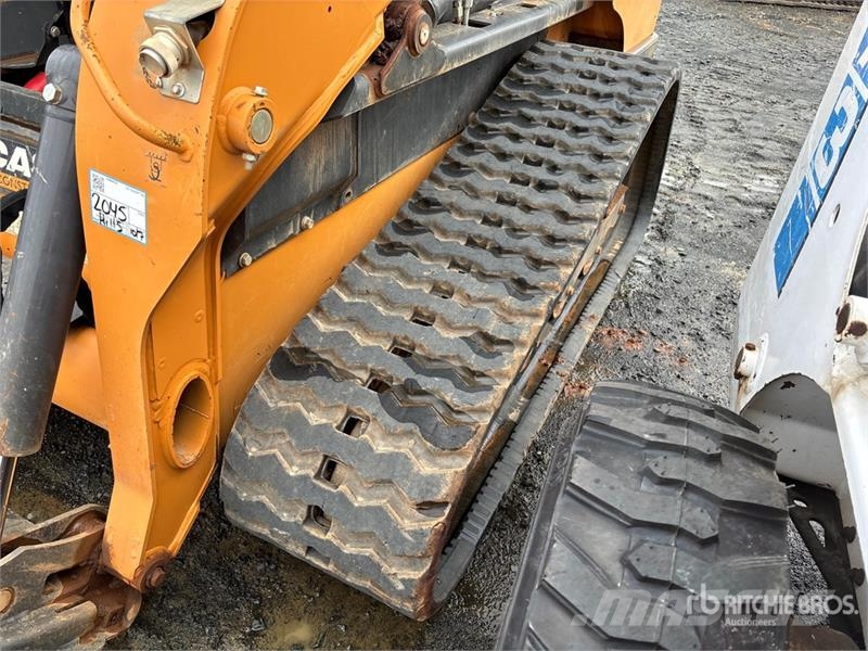 CASE TV370B Two-Speed Compact Track Loader Kompaktlaadurid