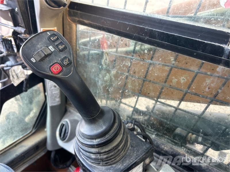 CASE TV370B Two-Speed Compact Track Loader Minilæsser - skridstyret