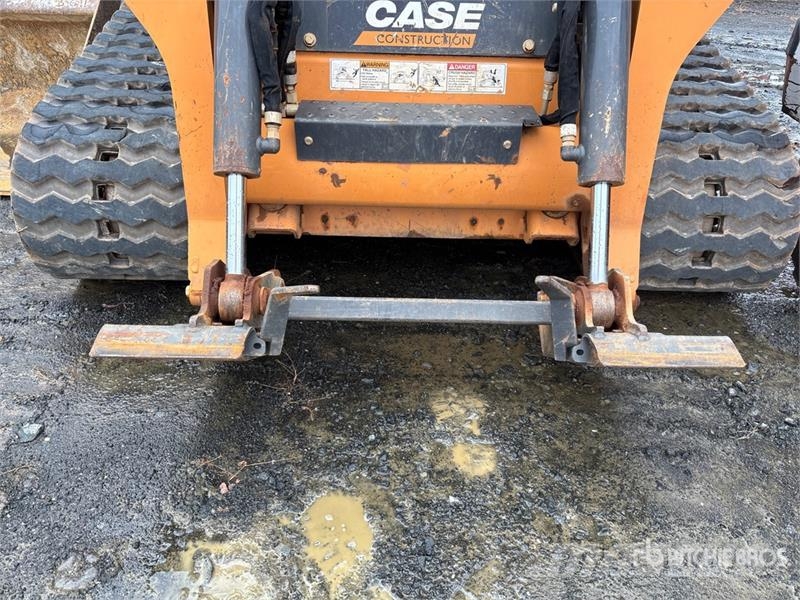 CASE TV370B Two-Speed Compact Track Loader Kompaktlaadurid