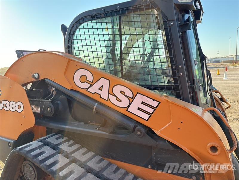 CASE TV380 Compact Track Loader Skid steer mini utovarivači