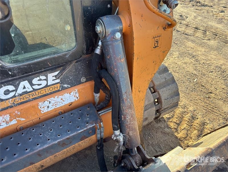 CASE TV380 Compact Track Loader Skid steer mini utovarivači