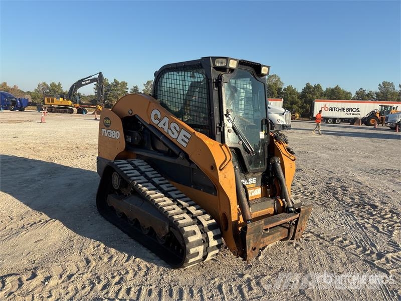 CASE TV380 Two-Speed Compact Track Loader Skid steer mini utovarivači