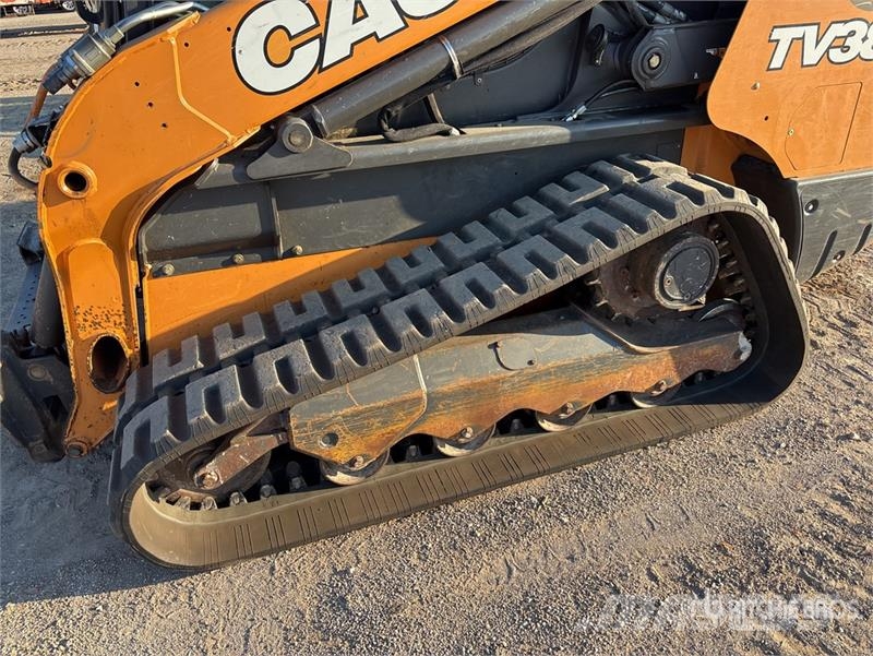 CASE TV380 Two-Speed Compact Track Loader Skid steer mini utovarivači