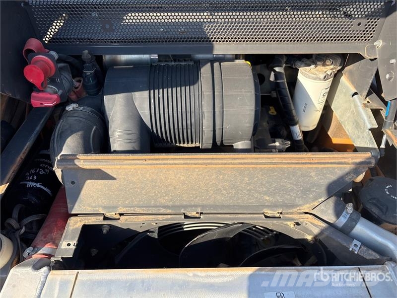 CASE TV450B Skid steer mini nakladalci