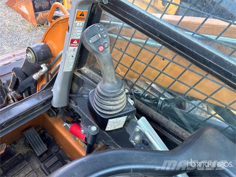 CASE TV450B Skid steer mini nakladalci