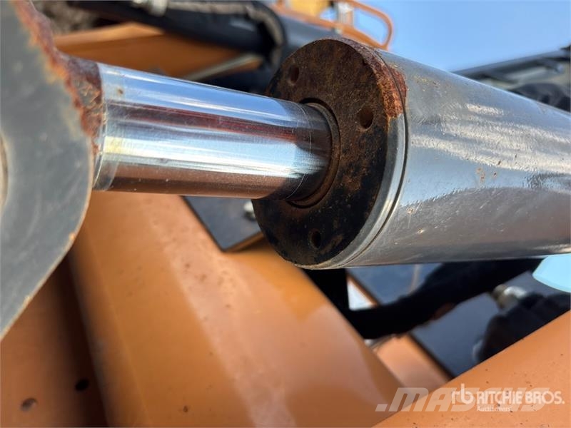 CASE TV450B Skid steer mini nakladalci