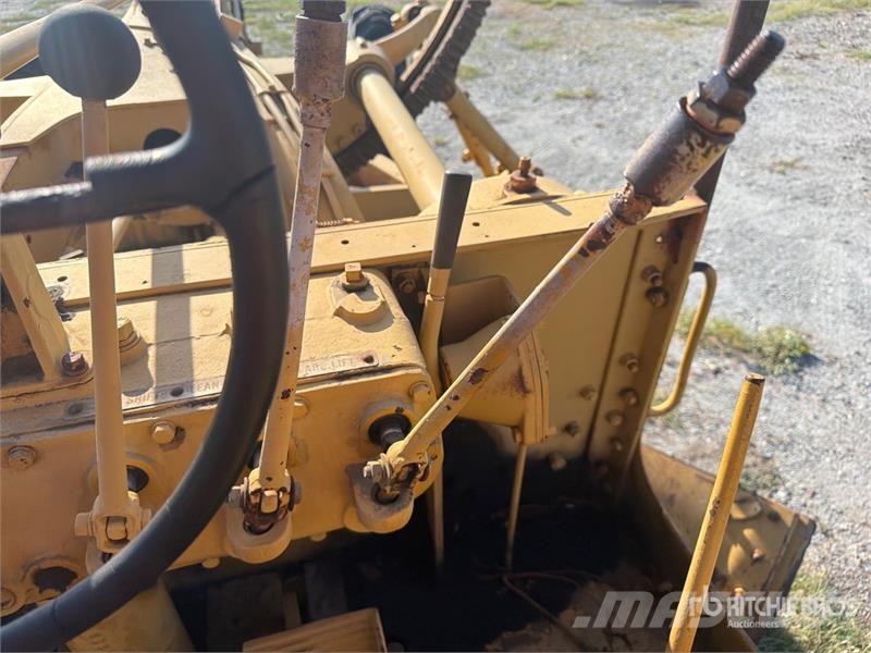 CAT 120 Motor Grader Graders
