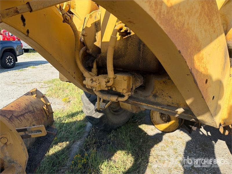 CAT 120 Motor Grader Graders