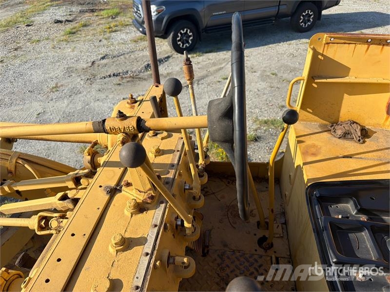 CAT 120 Motor Grader Graders