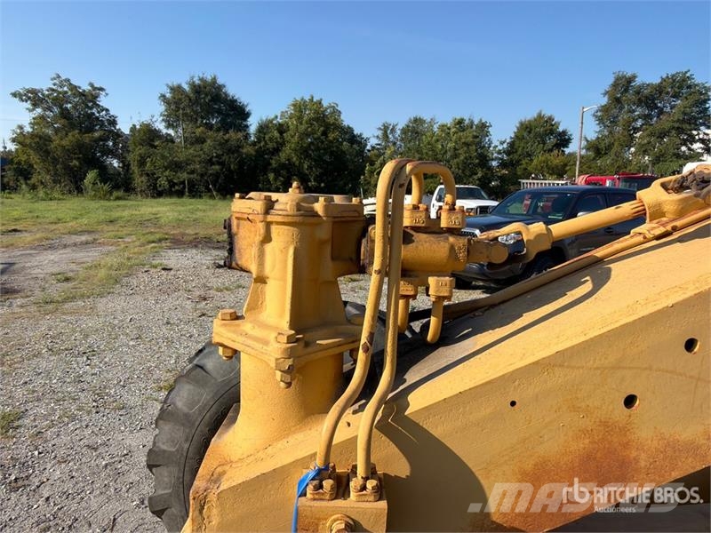 CAT 120 Motor Grader Graders