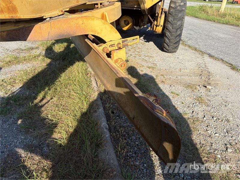 CAT 120 Motor Grader Graders