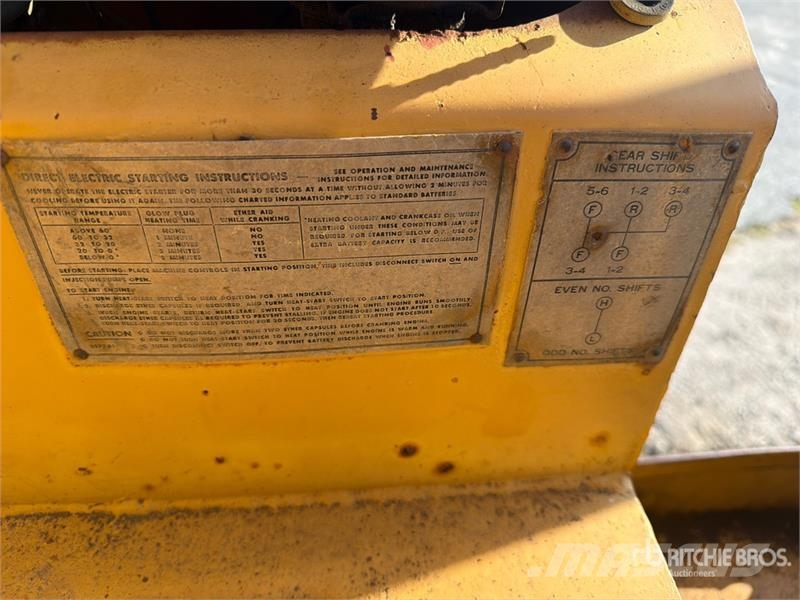 CAT 120 Motor Grader Graders