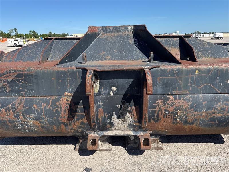 CAT 124 in Q/C General Purpose Wheel Loader Bucket دلاء