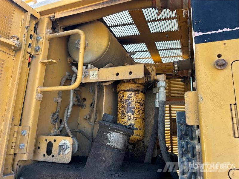 CAT 12H Motor Grader معدات تمهيد الطرق