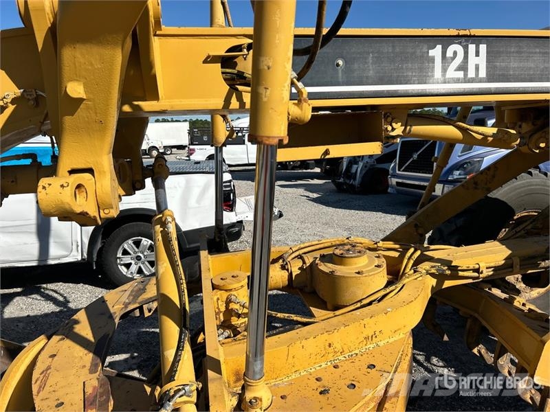 CAT 12H Motor Grader معدات تمهيد الطرق