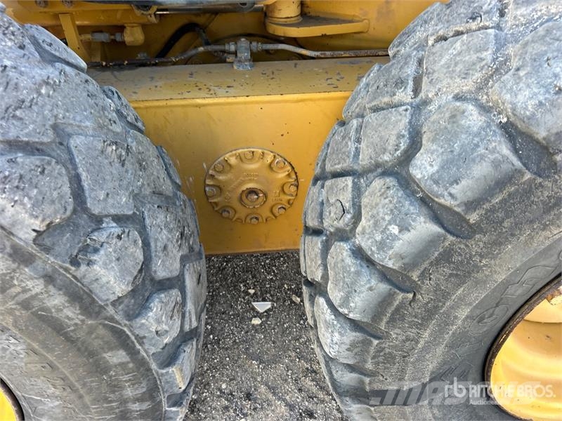 CAT 12H Motor Grader معدات تمهيد الطرق