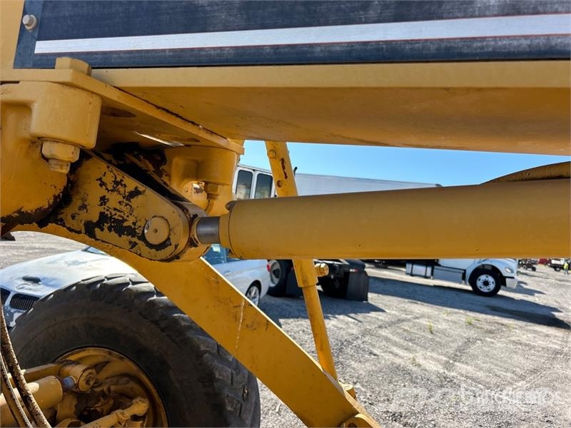 CAT 12H Motor Grader معدات تمهيد الطرق