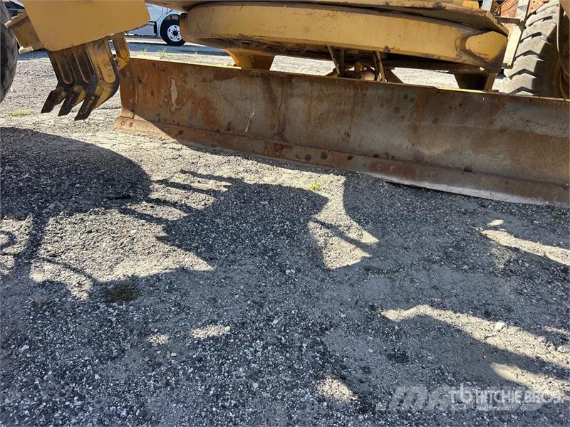 CAT 12H Motor Grader (Inoperable) معدات تمهيد الطرق