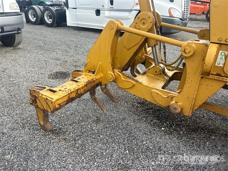 CAT 140H Motor Grader Грейдери