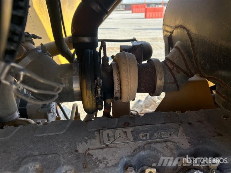 CAT 140M Motor Grader Gréderek