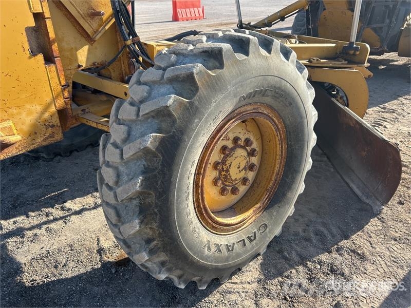 CAT 140M Motor Grader Gréderek