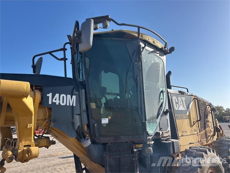 CAT 140M Motor Grader Gréderek