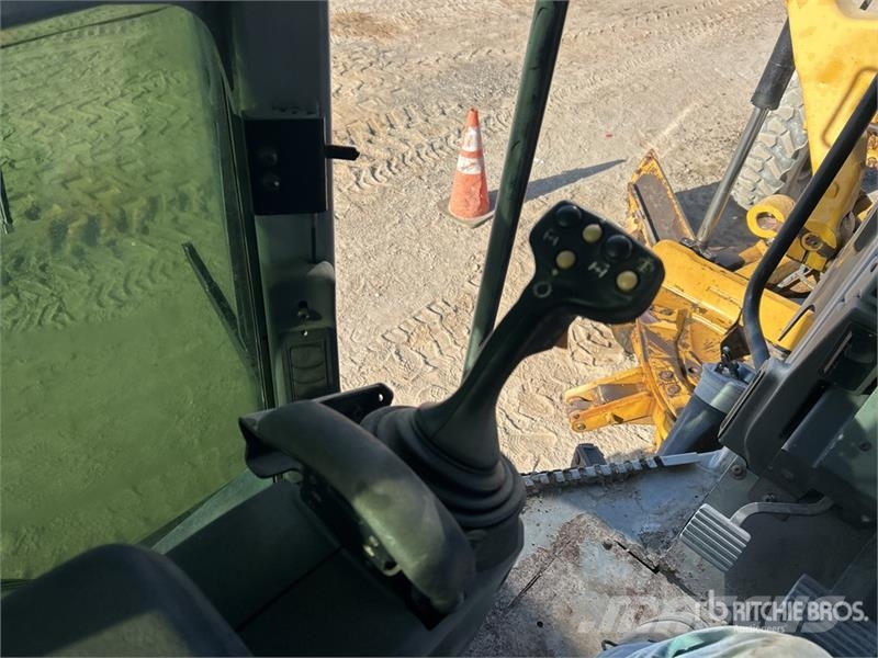 CAT 140M Motor Grader Gréderek