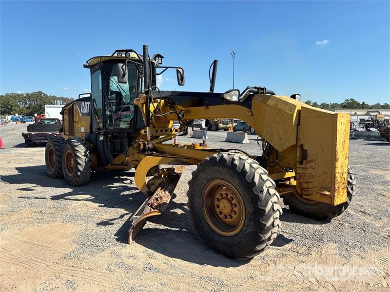 CAT 140M Motor Grader (Inoperable) Gréderek