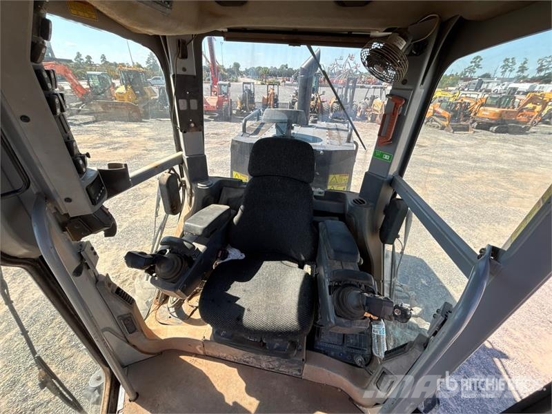 CAT 140M Motor Grader (Inoperable) Gréderek