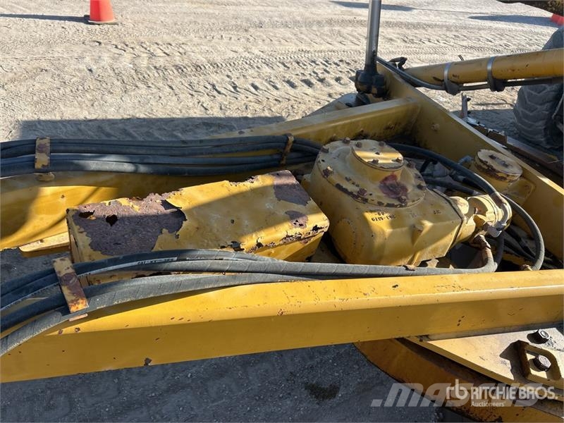 CAT 140M Motor Grader Gréderek