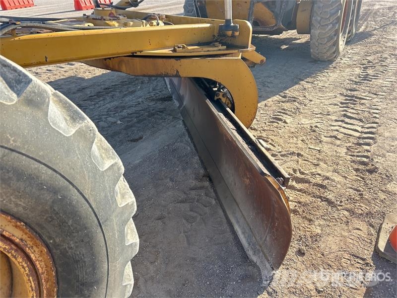CAT 140M Motor Grader Gréderek