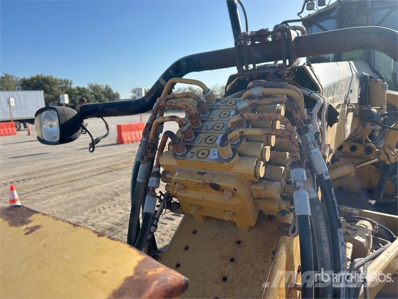 CAT 140M Motor Grader Gréderek