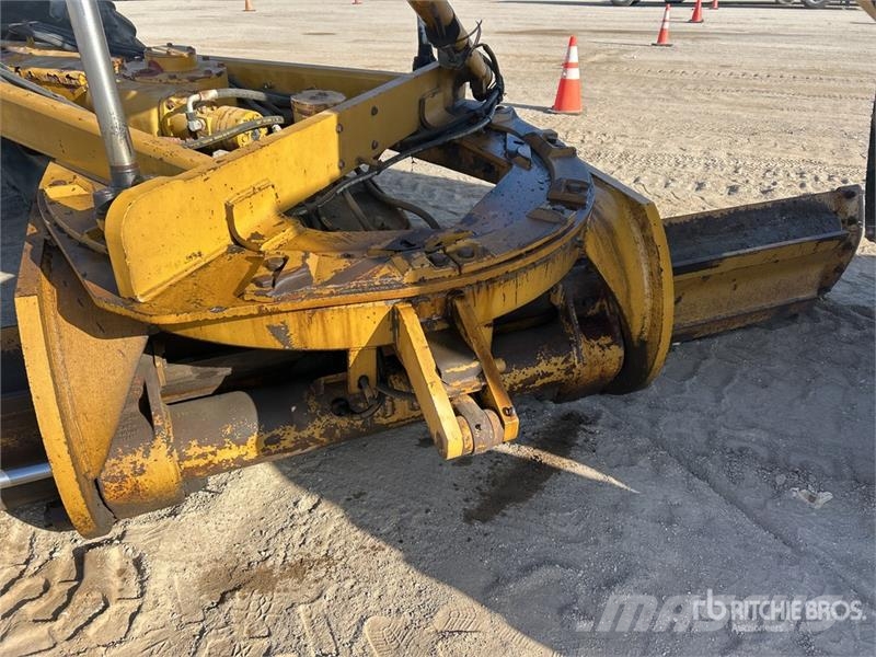CAT 140M Motor Grader Gréderek