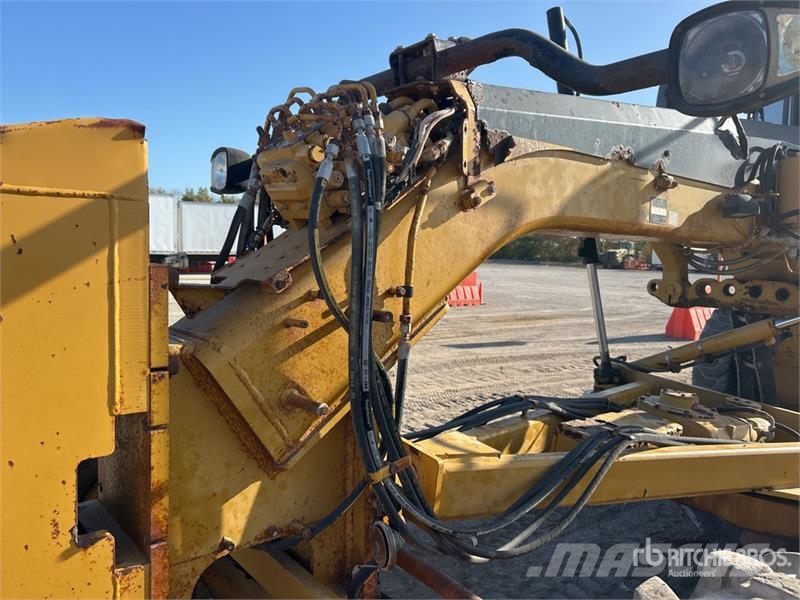 CAT 140M Motor Grader Gréderek