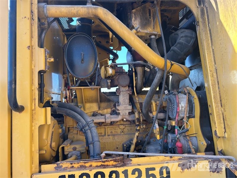 CAT 140M Motor Grader Gréderek