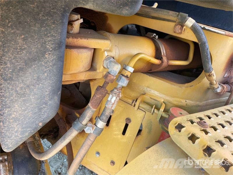 CAT 140M VHP Grejdery
