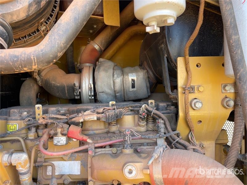 CAT 140M VHP Grejdery