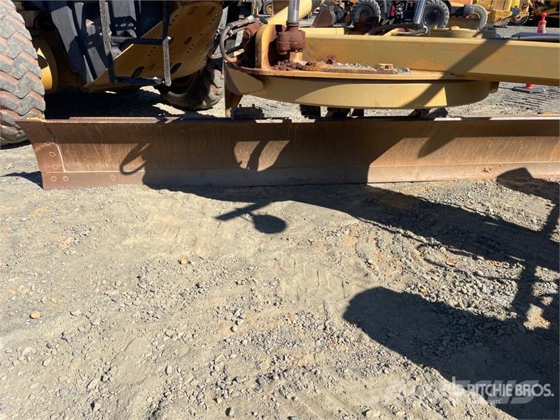 CAT 140M VHP Grejdery