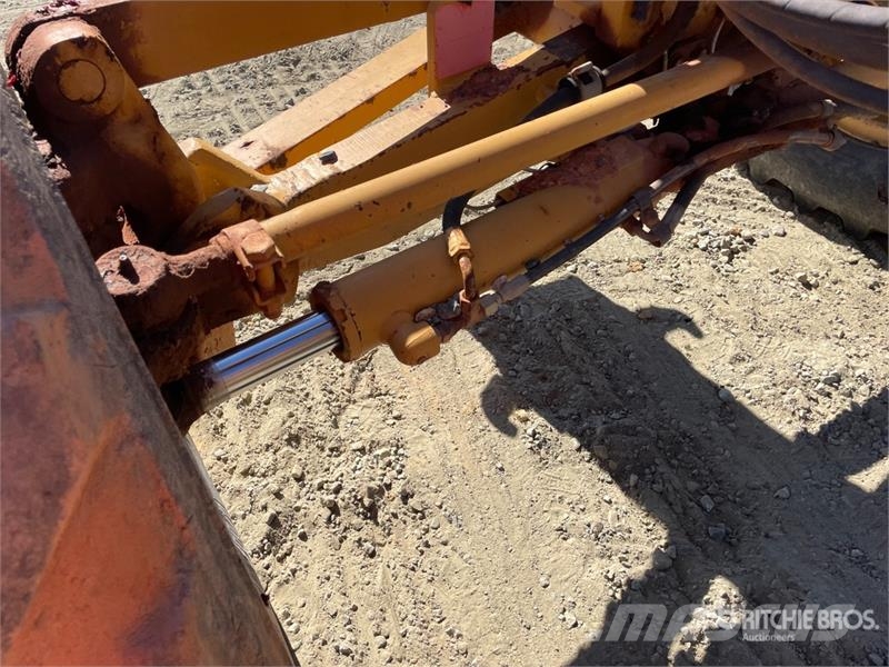 CAT 140M VHP Grejdery