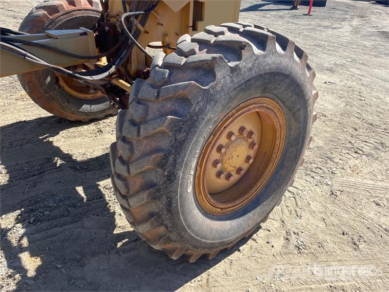 CAT 140M VHP Grejdery