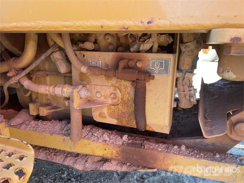 CAT 140M VHP Grejdery